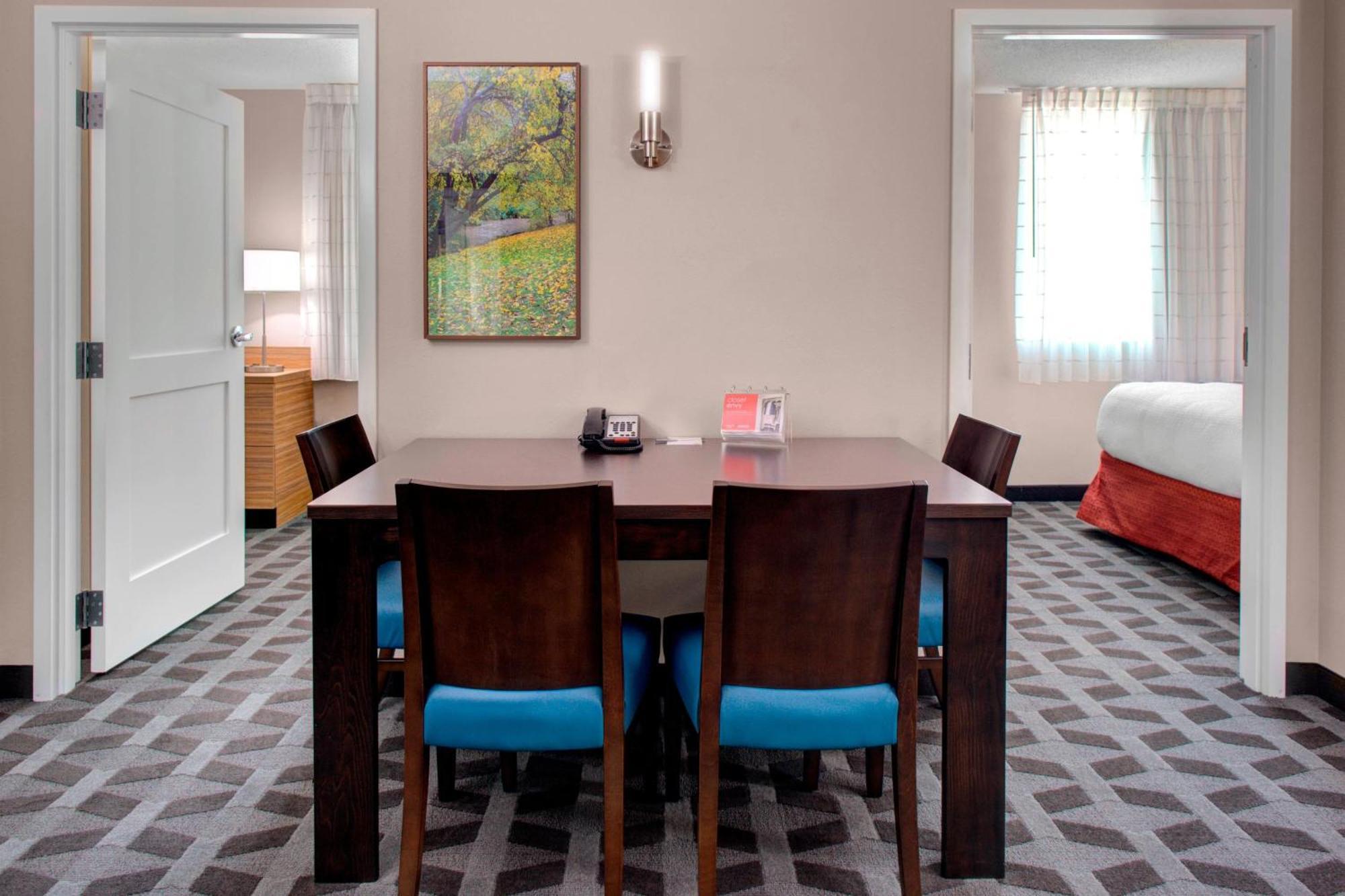 Towneplace Suites By Marriott Parkersburg Extérieur photo