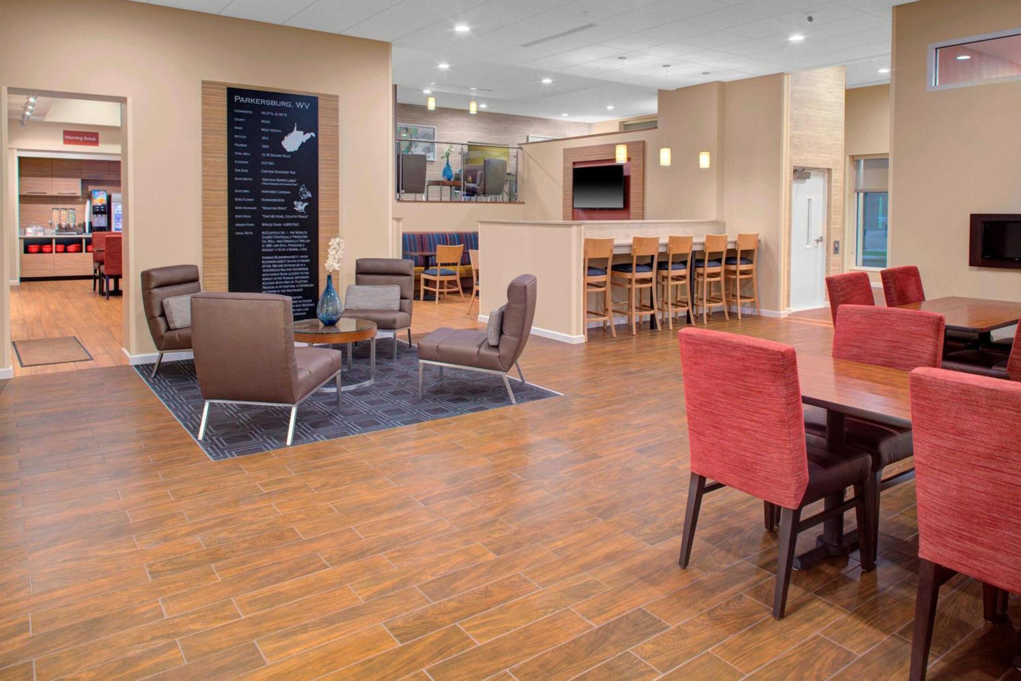 Towneplace Suites By Marriott Parkersburg Extérieur photo