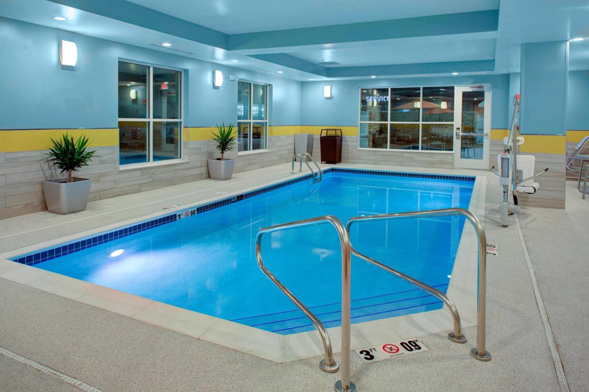 Towneplace Suites By Marriott Parkersburg Extérieur photo